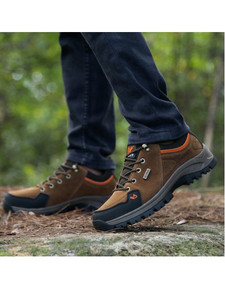 Men's And Women's Outdoor Hiking Shoes